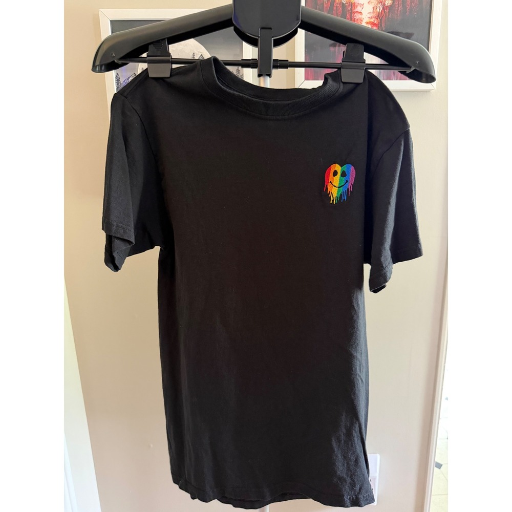 M&O Gold Black T-Shirt Rainbow Drip Heart Smiley Face Embroidered Small
